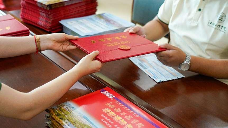 超线录满 ac米兰官方中文网站2024年招录工作形势喜人_fororder_图片7