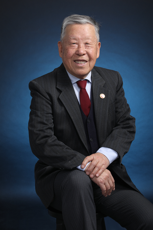 53450452668d47b18ebe7595c102bf66.jpg 张文教授遗像2_副本.jpg